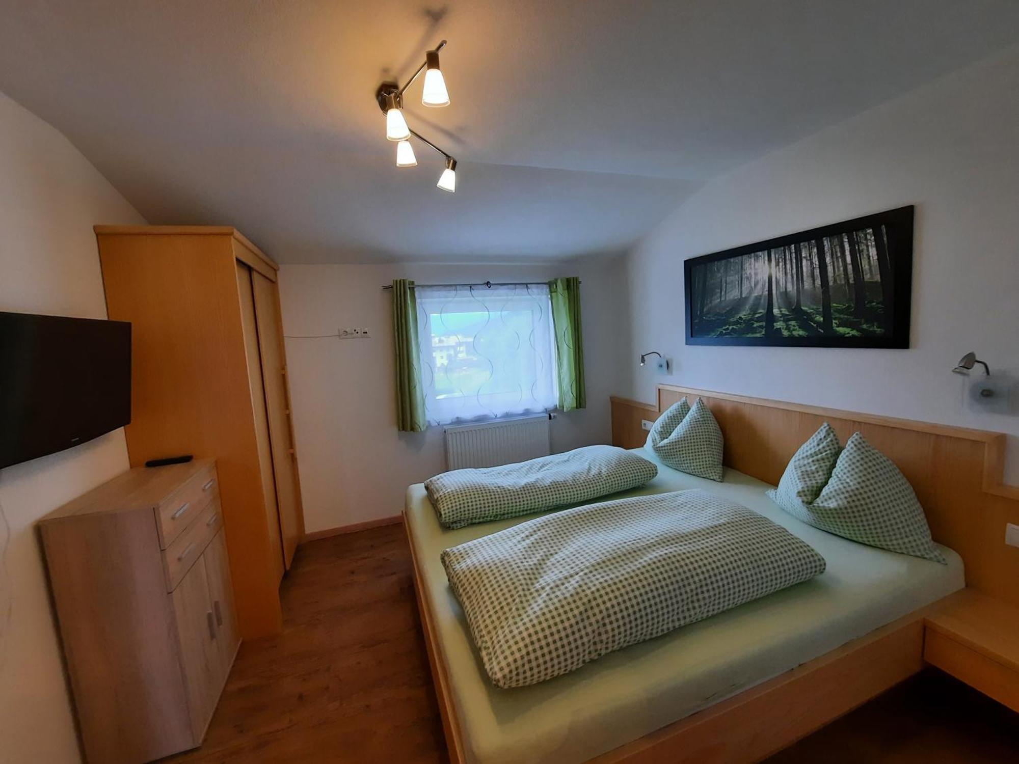Haus Traninger Apartment Флахау Стая снимка