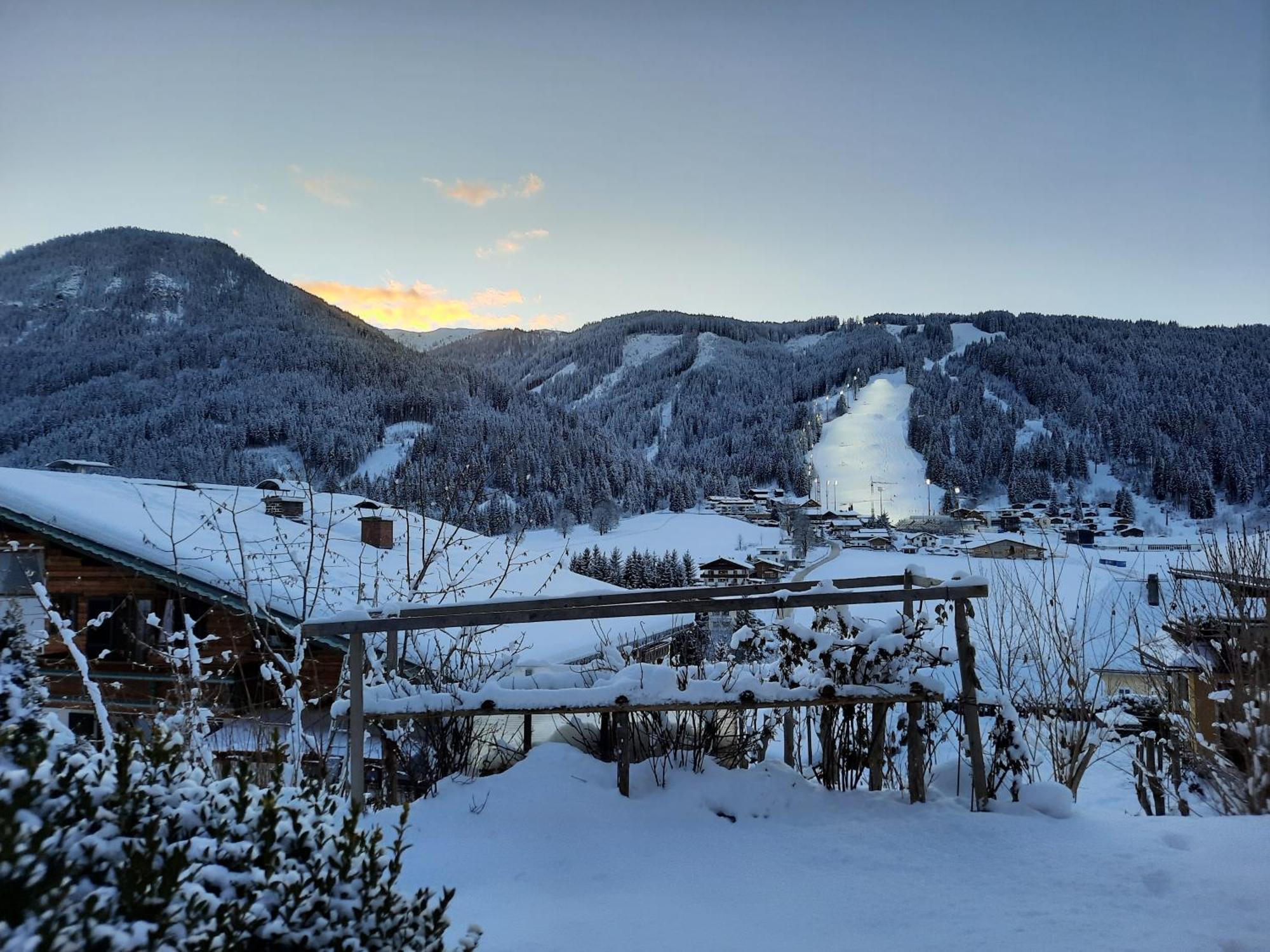 Haus Traninger Apartment Флахау Екстериор снимка